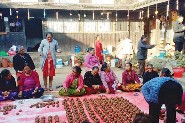 भक्तपुरमा ‘सम्यक दान पर्व’ मनाइँदै